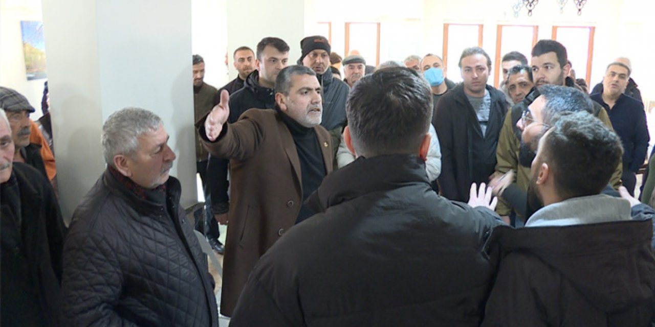 Tunceli'deki cemevinde seçim kaosu: Polis müdahale etti