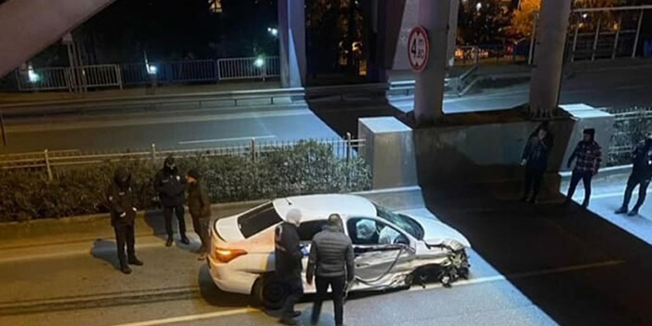 İzmir'de feci kaza! 2 genç arkadaş öldü