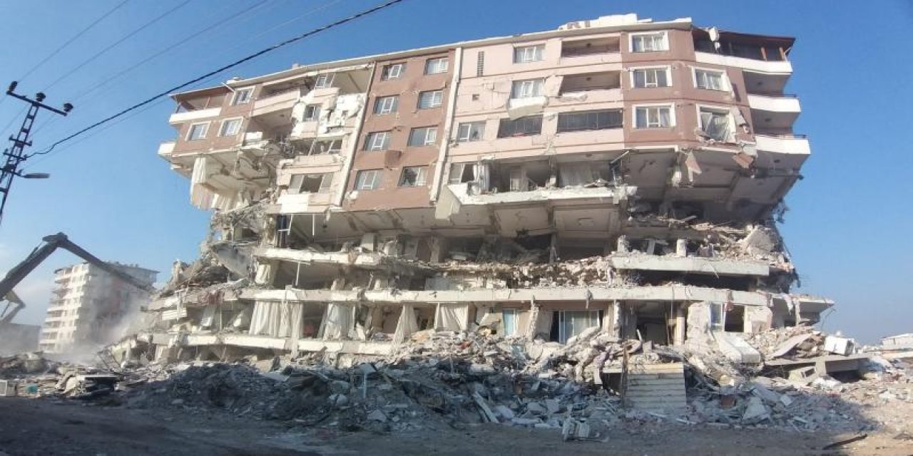 9 kişiye mezar olan binanın müteahhidi pes dedirtti!