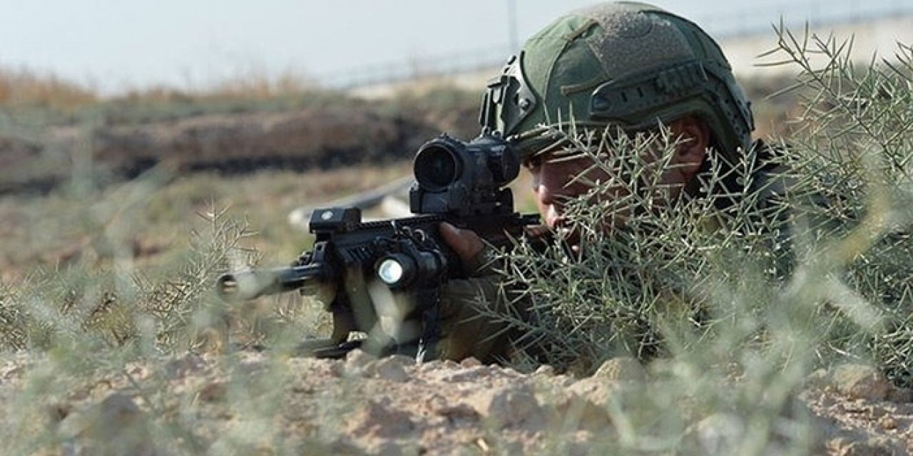 Teröristlere ait silah ve mühimmat ele geçirildi