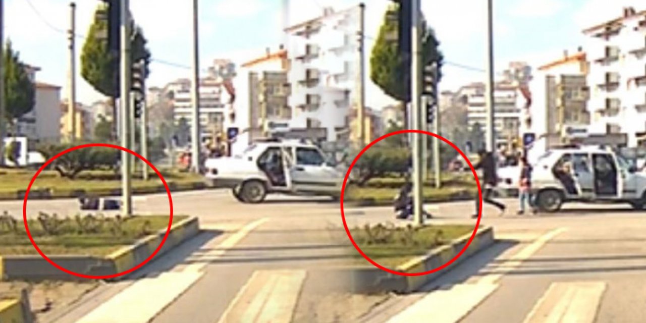 Küçük çocuk ölümden döndü: Kapısı açılan araçtan düştü