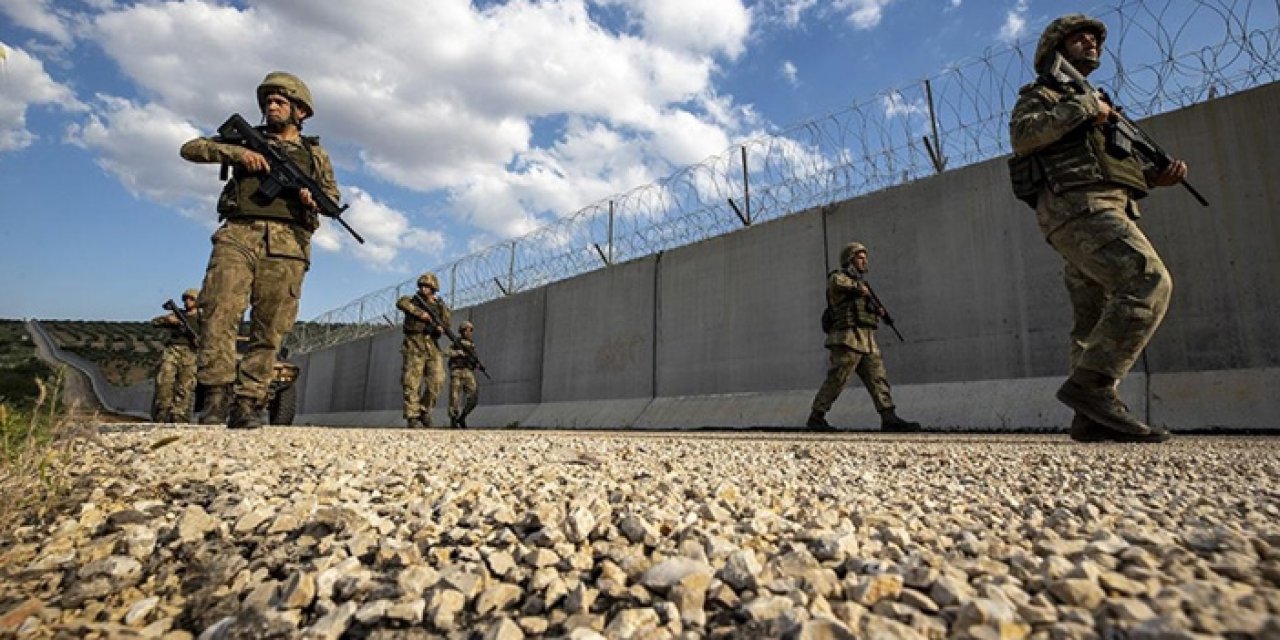 Sınırda 15 kişi yakalandı