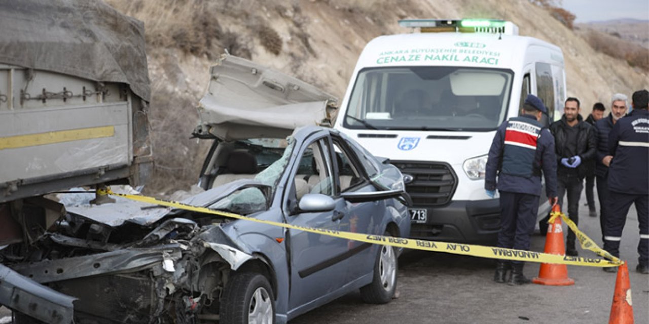 Ankara'da feci kaza: 2 ölü, 4 yaralı