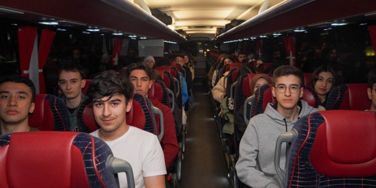 Altınok gençleri Çanakkale’ye uğurladı