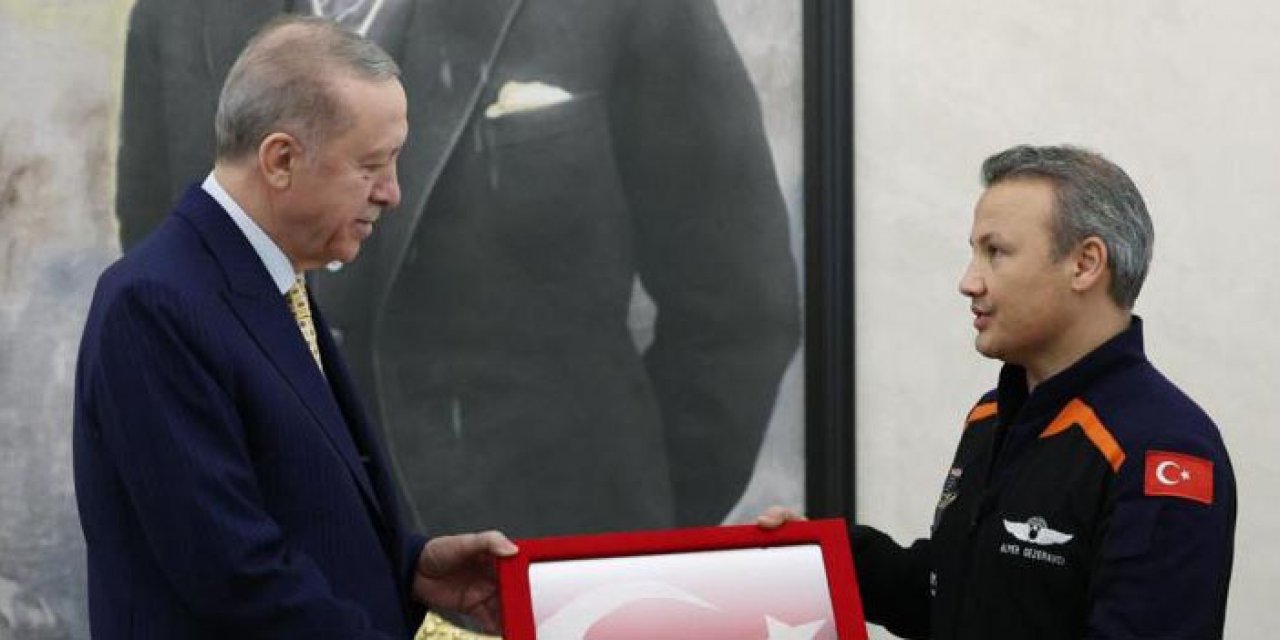 Cumhurbaşkanı Erdoğan Alper Gezeravcı'yı kabul etti