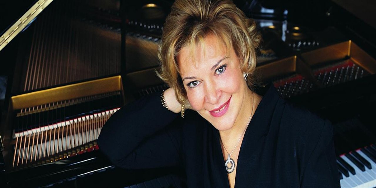 Gülsin Onay kimdir? Gülsin Onay nereli ve kaç yaşında?