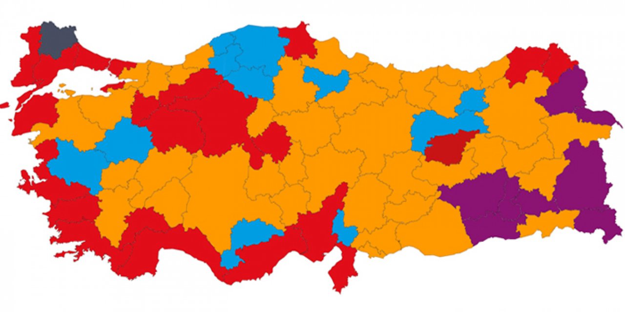 2019'da AK Parti 1389 belediyeden 742’sini kazandı
