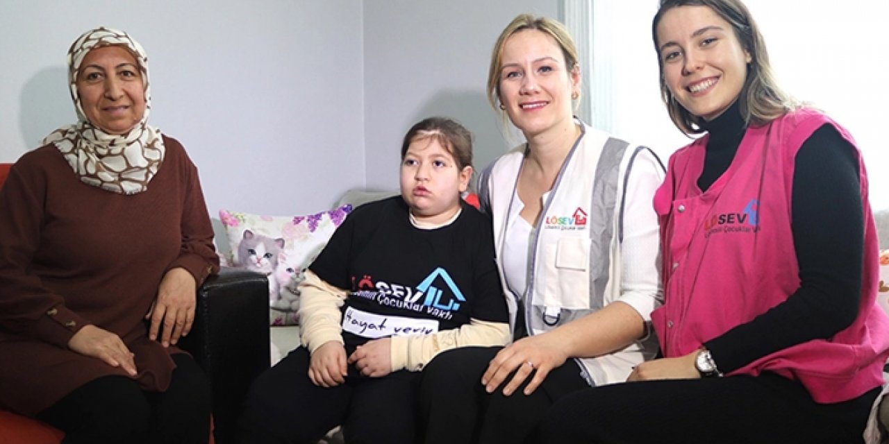 İzmirli Tuana kanseri yendi: Sevinci gözlerinden okunuyor!