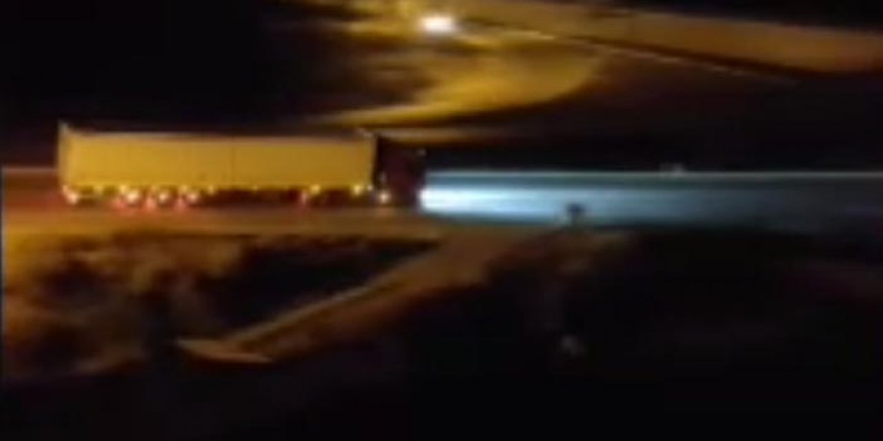 İki katlı eve TIR uçtu