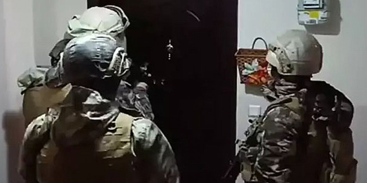 Dünyanın aradığı adam İzmir’de yakayı ele verdi