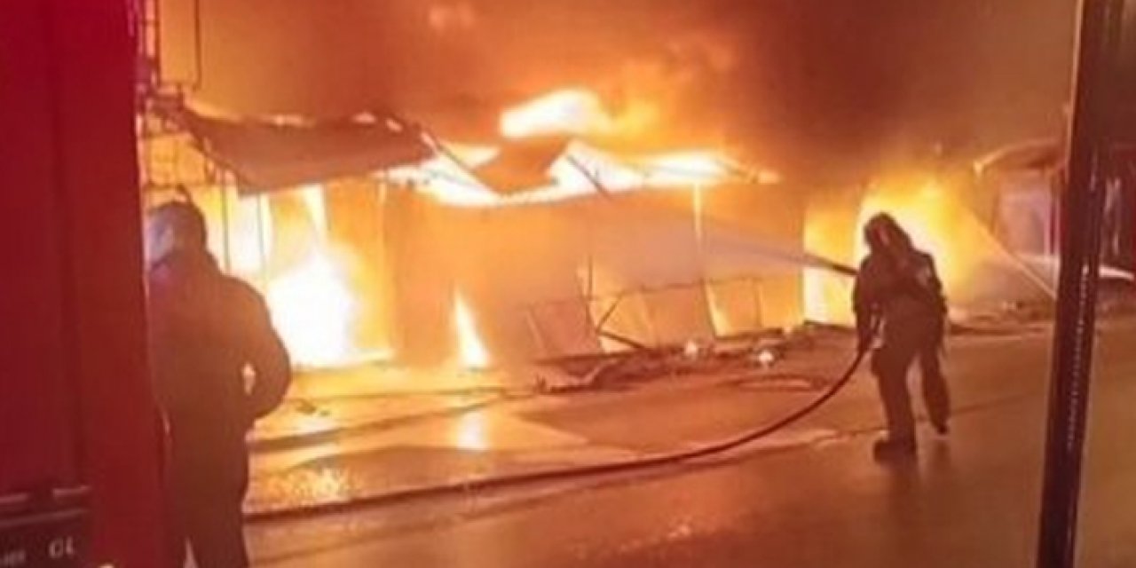 İzmir'de bahtsız dükkanda ikinci yangın: Milyonlarca lira zararı var!