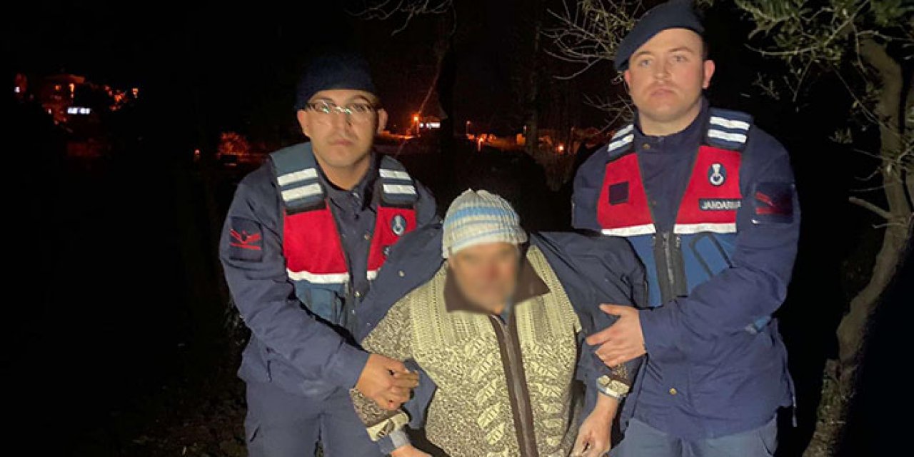 Jandarma kaybolan alzheimer hastasını 4 saatin ardından buldu!