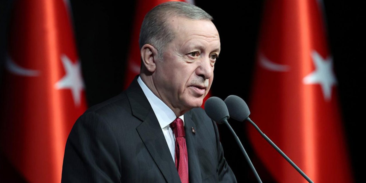 Cumhurbaşkanı Recep Tayyip Erdoğan'dan milli güreşçilere tebrik