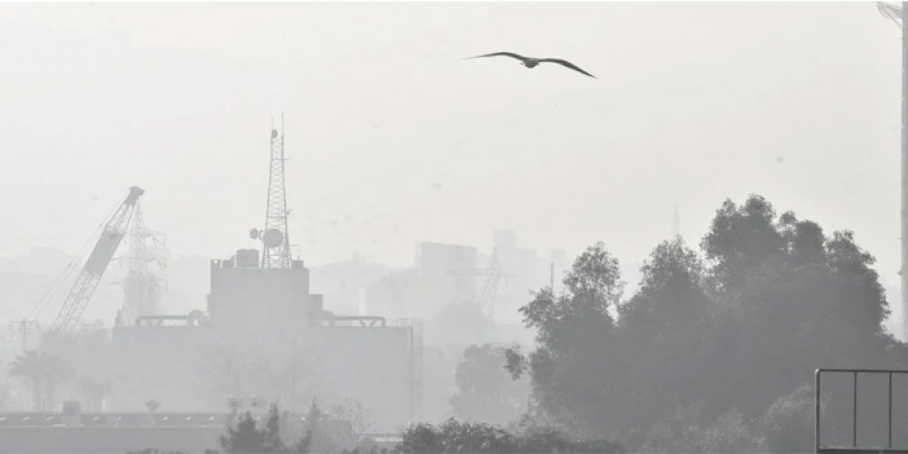 İzmir'de hava kirliliği: Vatandaşlar şikayetçi