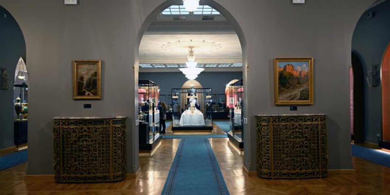 Cumhuriyet'in izlerini taşıyor: Ankara Palas ziyarete açılıyor!