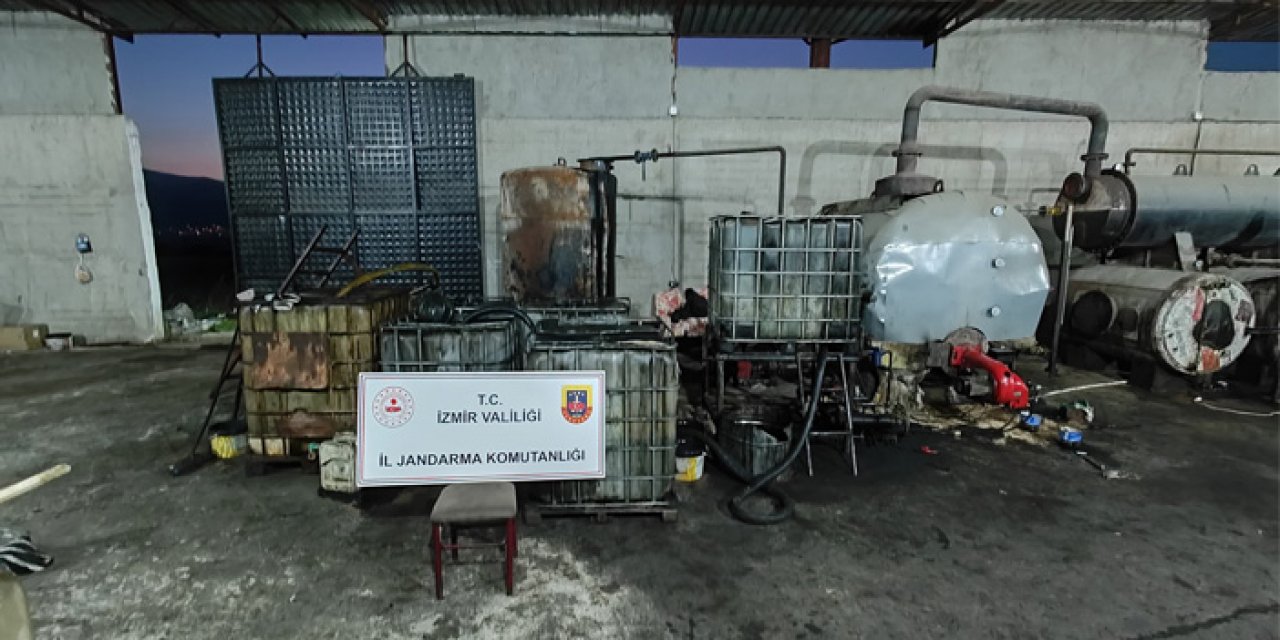 İzmir'de ele geçirildi: Tam 11 bin litre