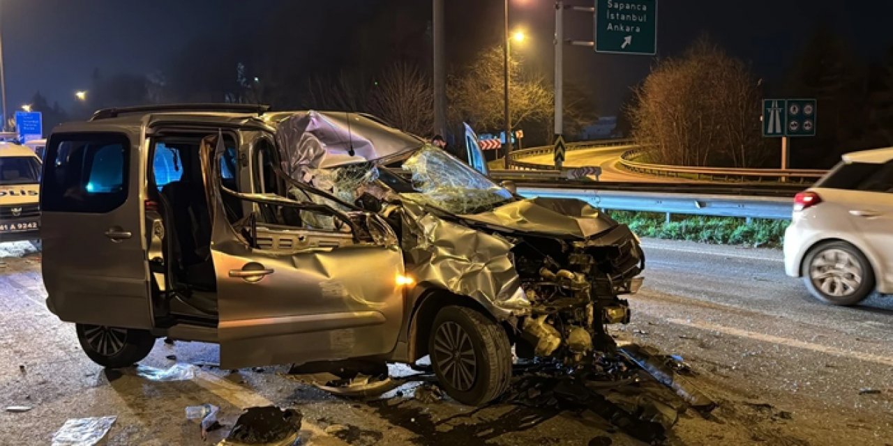 Kocaeli'de zincirleme trafik kazası: 3 yaralı