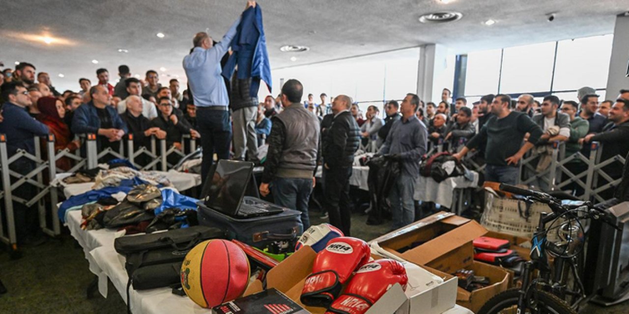 Kayıp eşyalar açık artırma ile yeni sahiplerini buldu