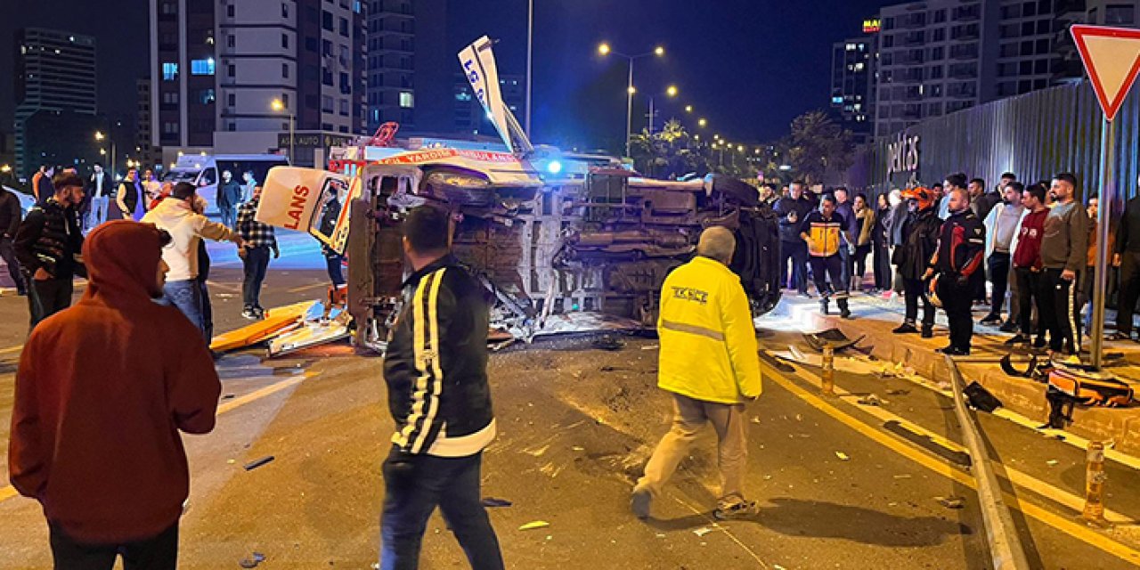 Mersin'de ambulans kazası: 7 kişi yaralandı!