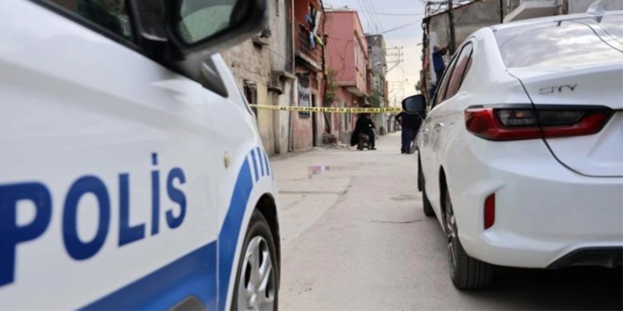 Adana'da babası tarafından bıçaklanan genç kız öldü