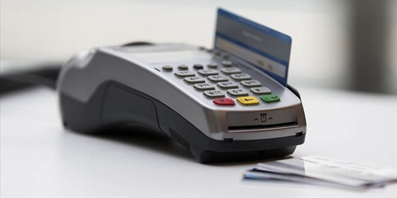 Kredi kartı harcamalarında rekor artış sürüyor