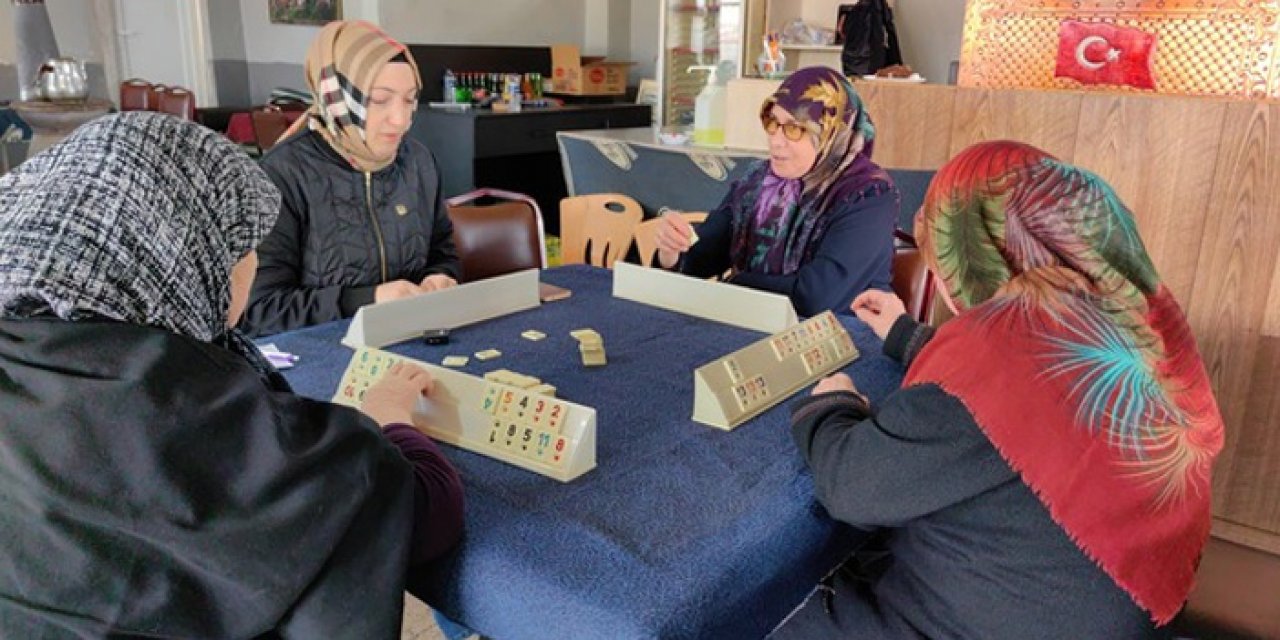 Şaşırtan gelenek: Erkeklerin sokağa çıkması yasak!