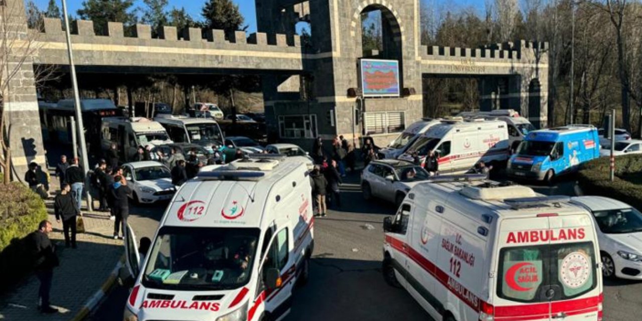 Diyarbakır'da 6 aracın karıştığı zincirleme kaza: 12 yaralı