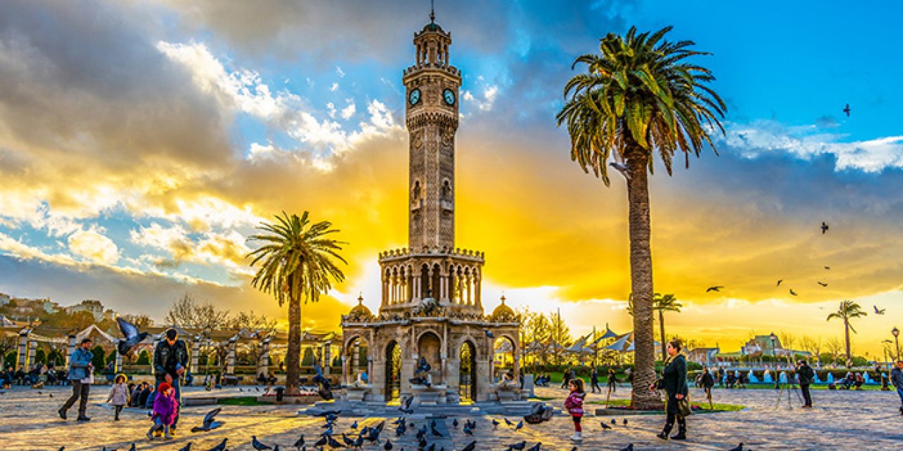 İzmir'e söz verildi: Marinalar ve halk plajları geliyor