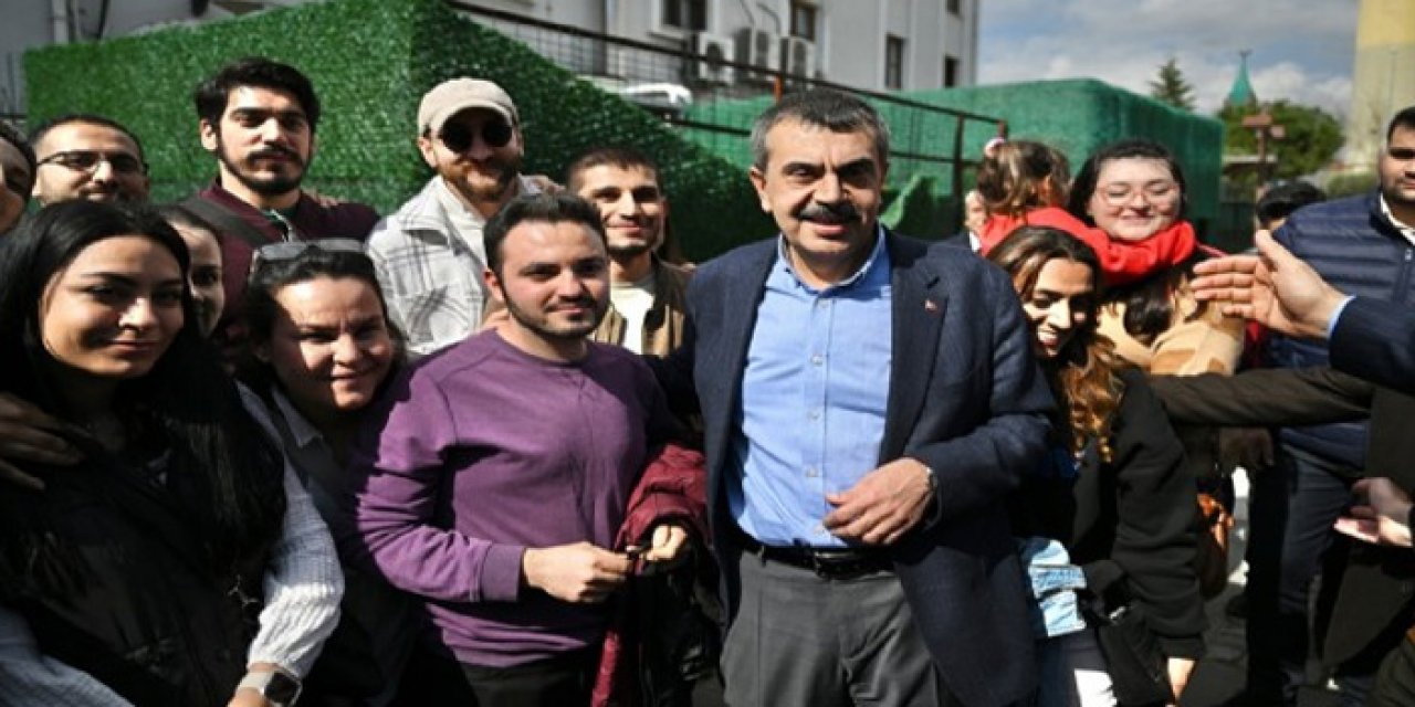 İzmirli öğrenciler yaşadı: Bakan Tekin’den müjde!