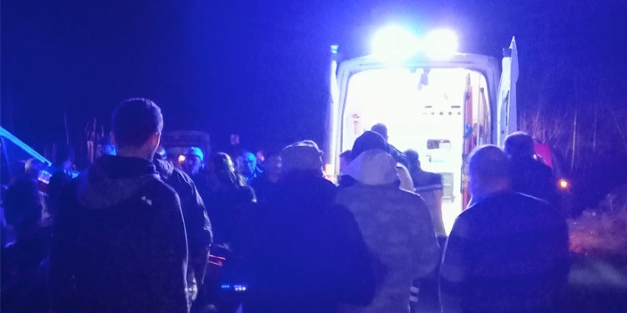 Rize'de kamyonet şarampole yuvarlandı: Çok sayıda yaralı