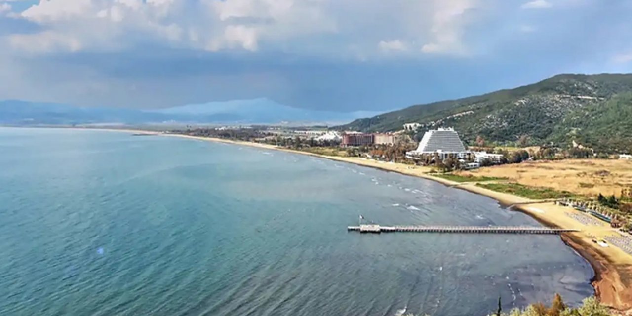 İzmir'de yer alıyor: İşte Türkiye'nin en uzun plajı!