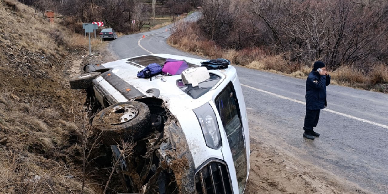 Öğrenci servisi devrildi: Çok sayıda yaralı