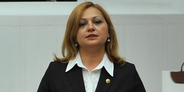 Burcu Köksal kimdir? Burcu Köksal nereli ve kaç yaşındadır?