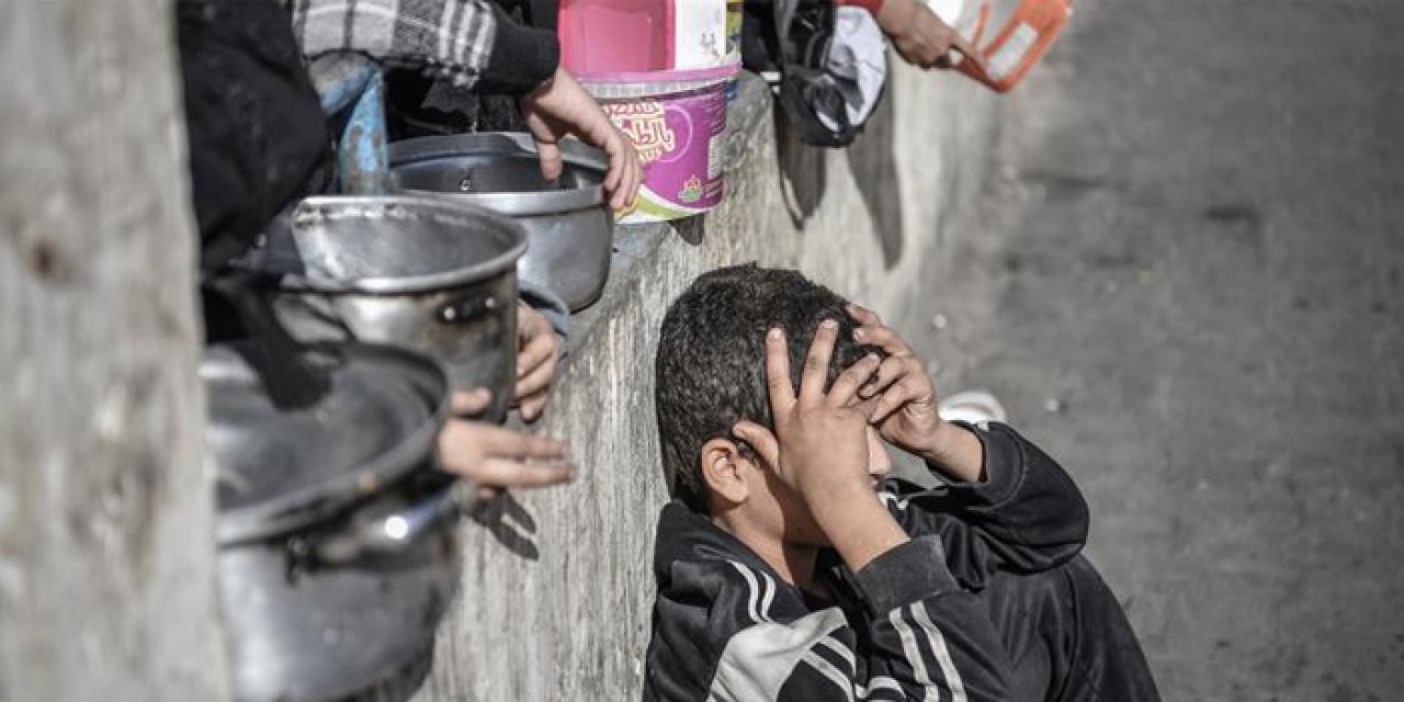 Gazze'de açlık ve susuzluktan ölenlerin sayısı yükseliyor