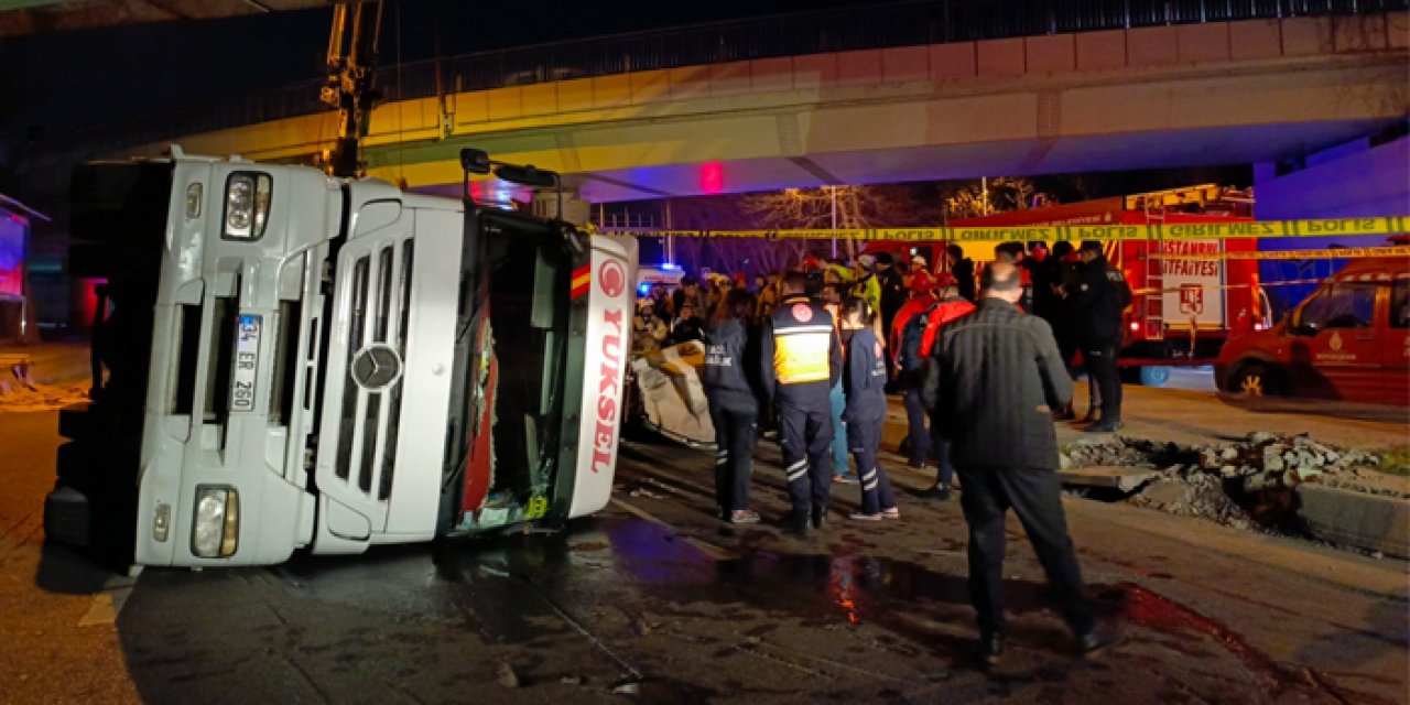 İstanbul'da tır otomobilin üzerine devrildi: 4 kişi hayatını kaybetti