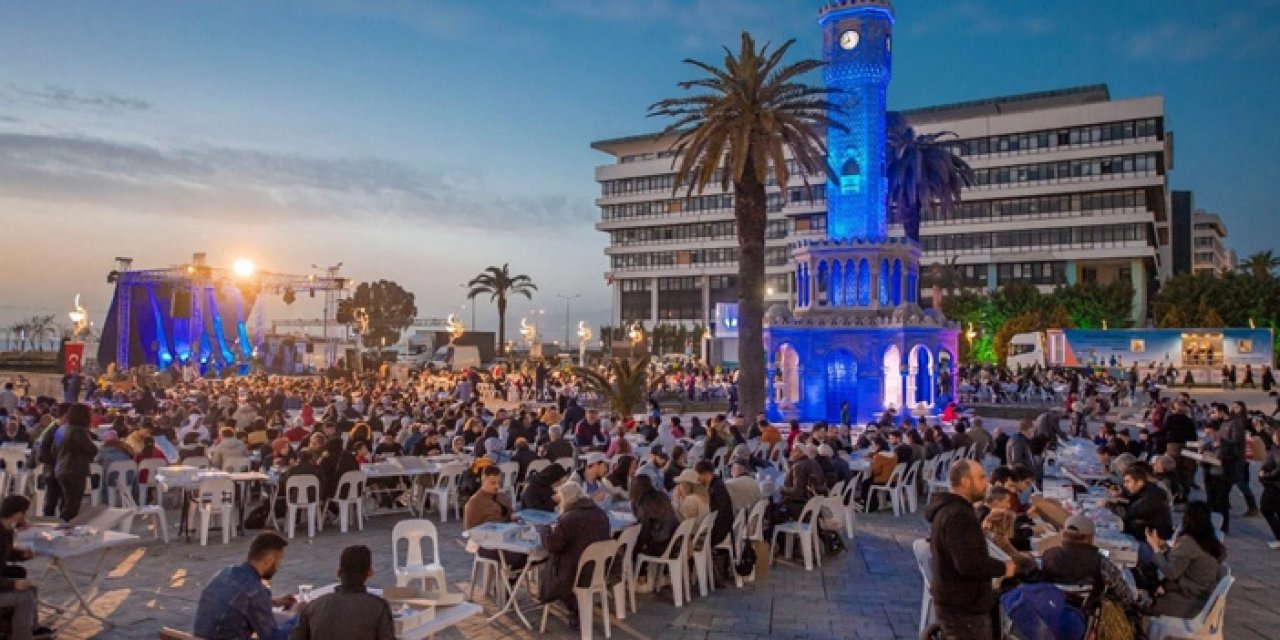 O eski Ramazanlar İzmir'de: İşte iftar çadırları