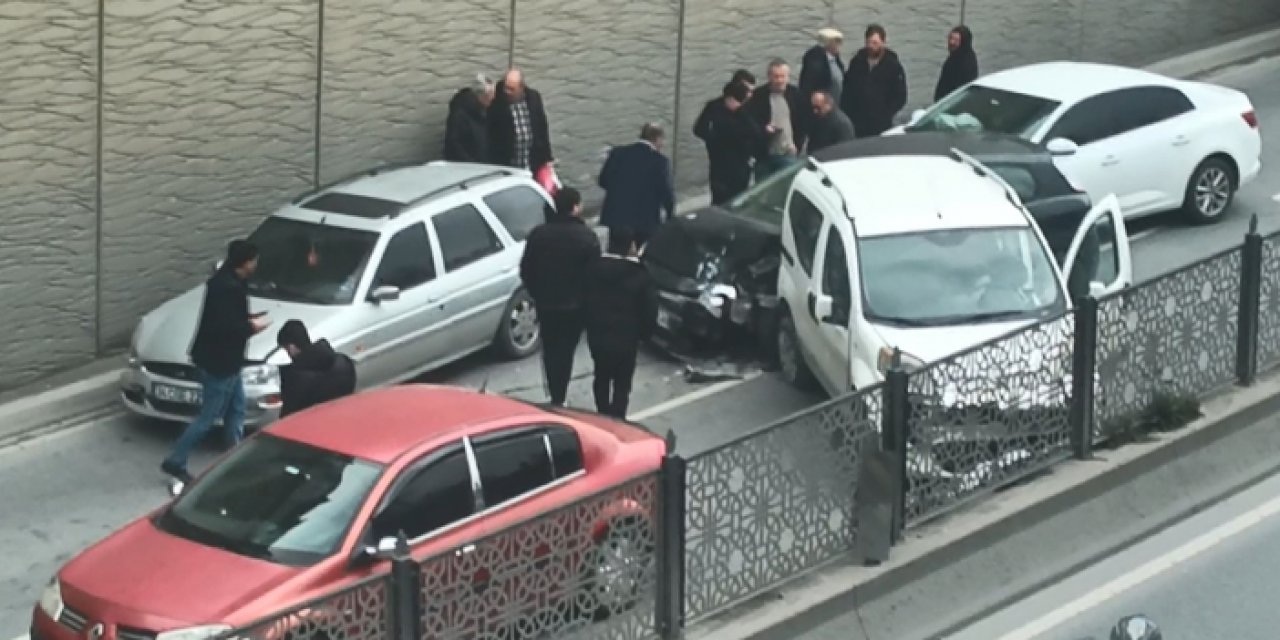 İstanbul'da zincirleme kaza! Ani fren yaptı, 5 araç birbirine girdi