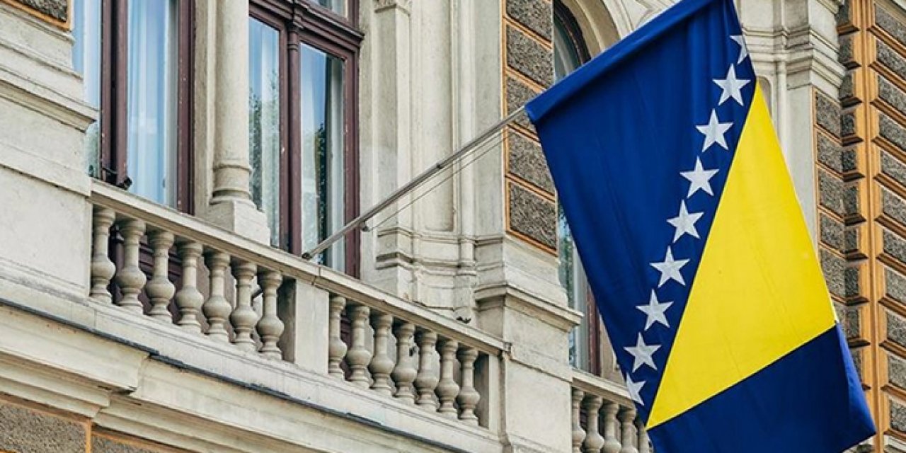 AB duyurdu: Bosna Hersek'le üyelik müzakereleri başlıyor