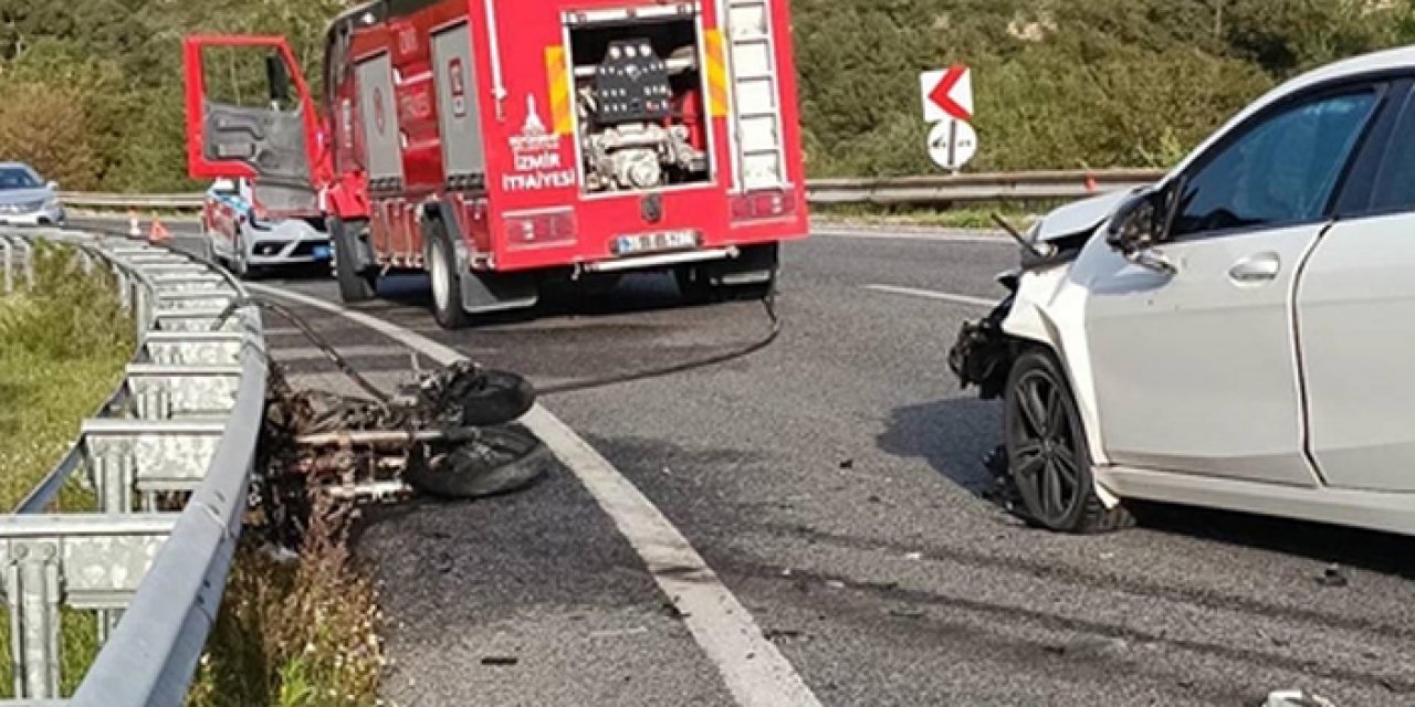 İzmir'de dehşet anlar: Otomobil ile motosiklet çarpıştı