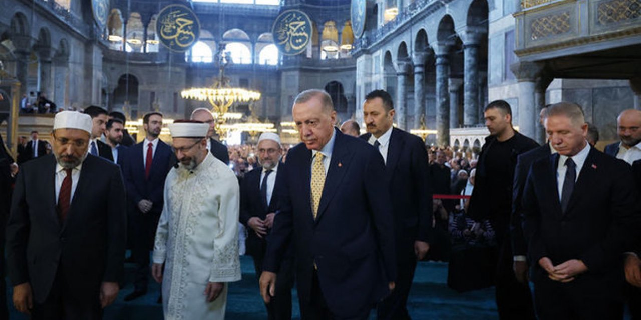 Cumhurbaşkanı Erdoğan Topkapı Sarayı’nı ziyaret etti