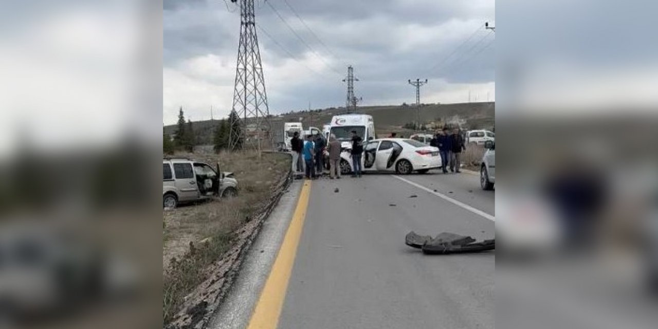 Ankara'da korkunç kaza: 1'i ağır 5 yaralı!