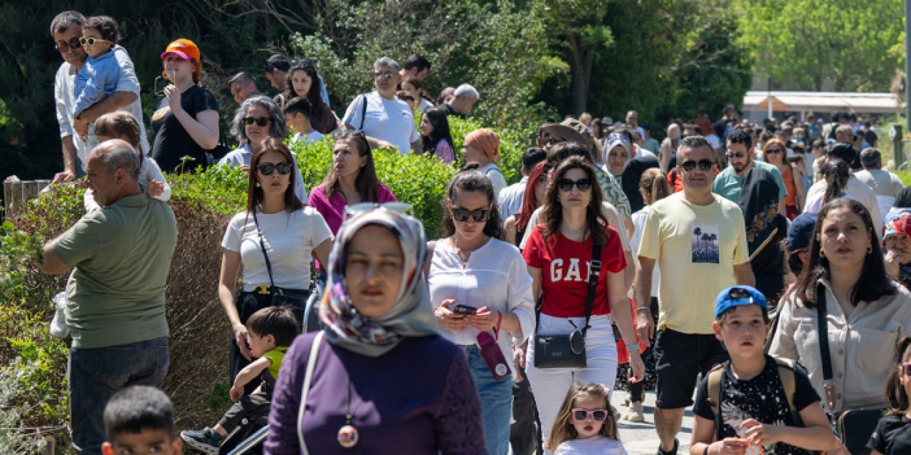 İzmirliler bayramda oraya akın etti: Binlerce ziyaretçi gitti