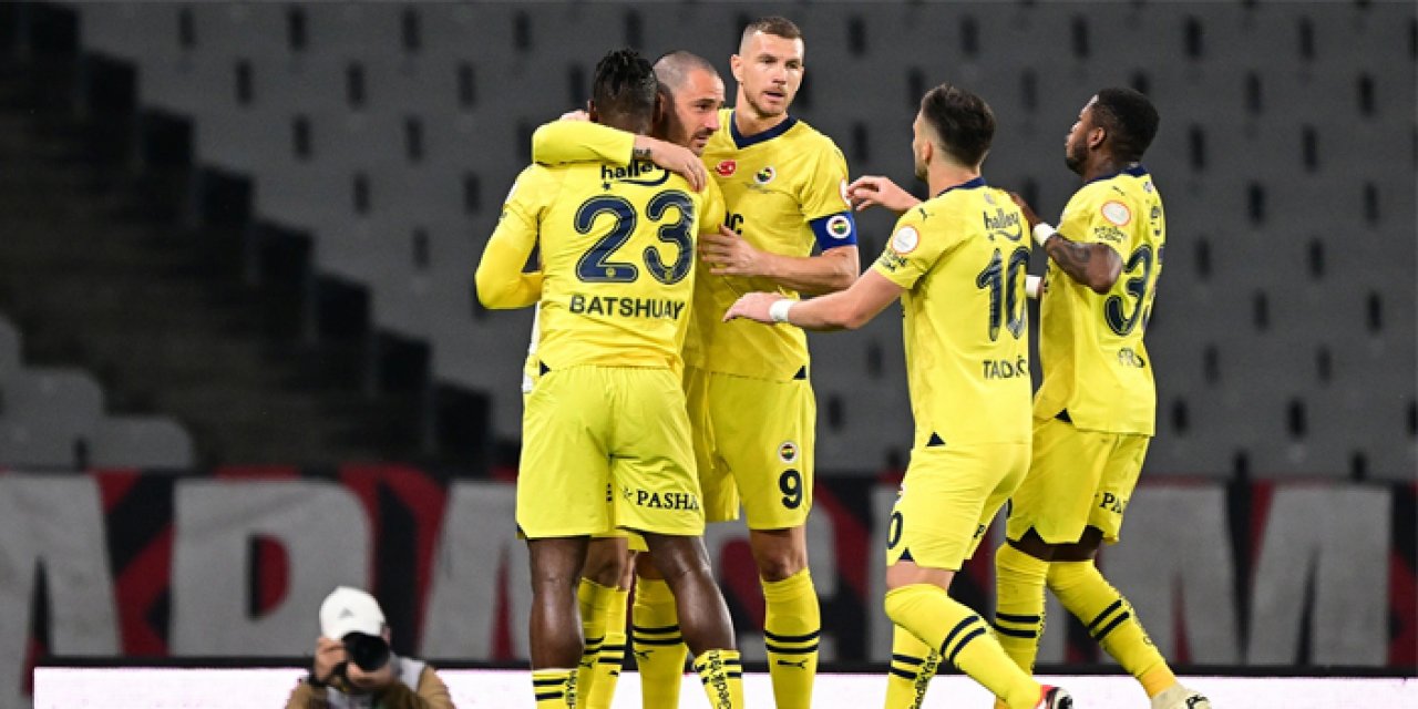 Süper Lig'de son düzlük: Fenerbahçe derbiye kadar kaç puan toplar?