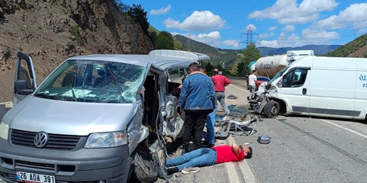 Bolu'da feci kaza! Çok sayıda yaralı var