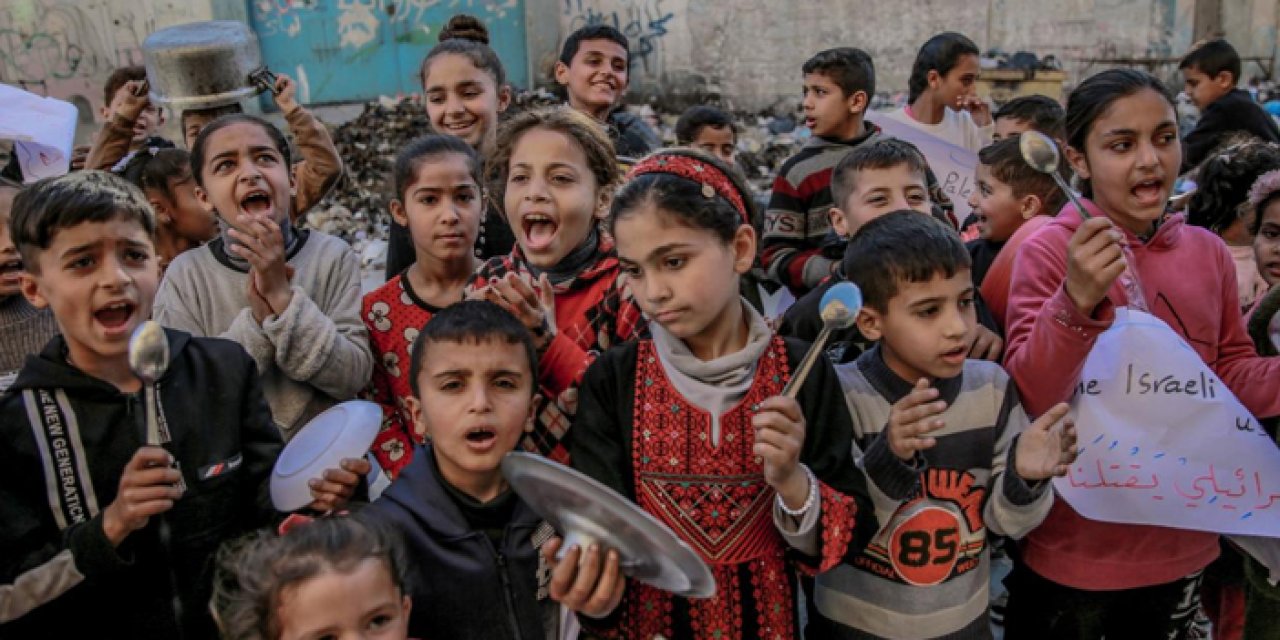Filistinli çocuklarda eğitim aşkı: “Eğitim soykırımı”na meydan okudular