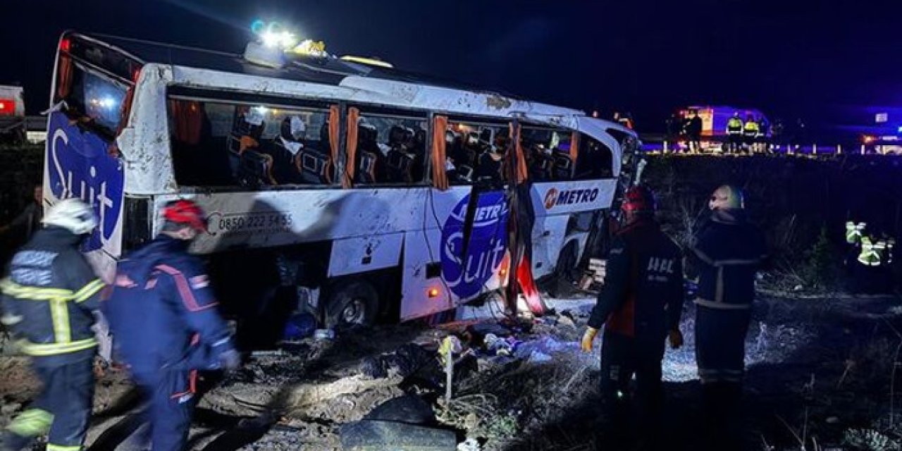 Ankara- Niğde Otoyolu'nda otobüs devrildi: Ölü ve yaralılar var