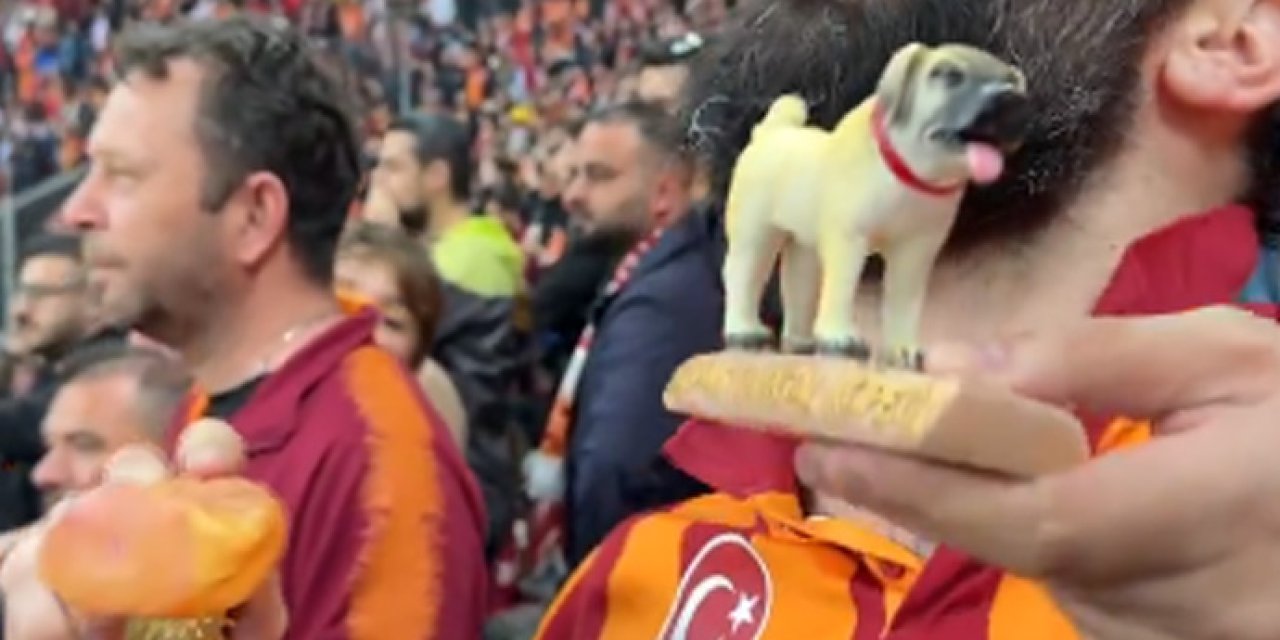 Galatasaray taraftarından Bülent Uygun'a değişik hareketler