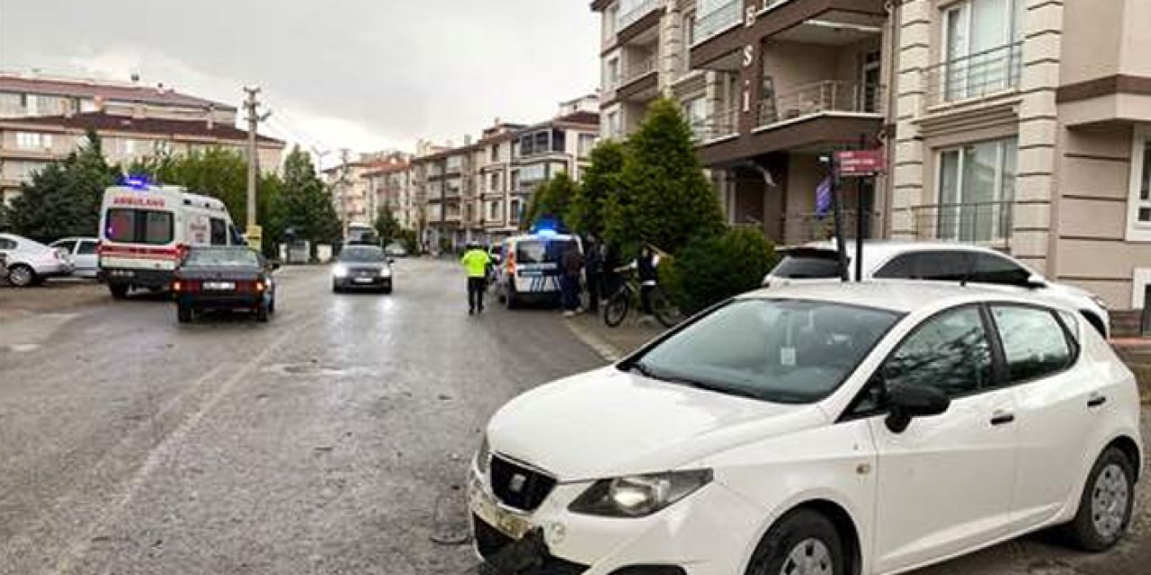 Ankara'da iki araç birbirine girdi: 2 kişi yaralandı