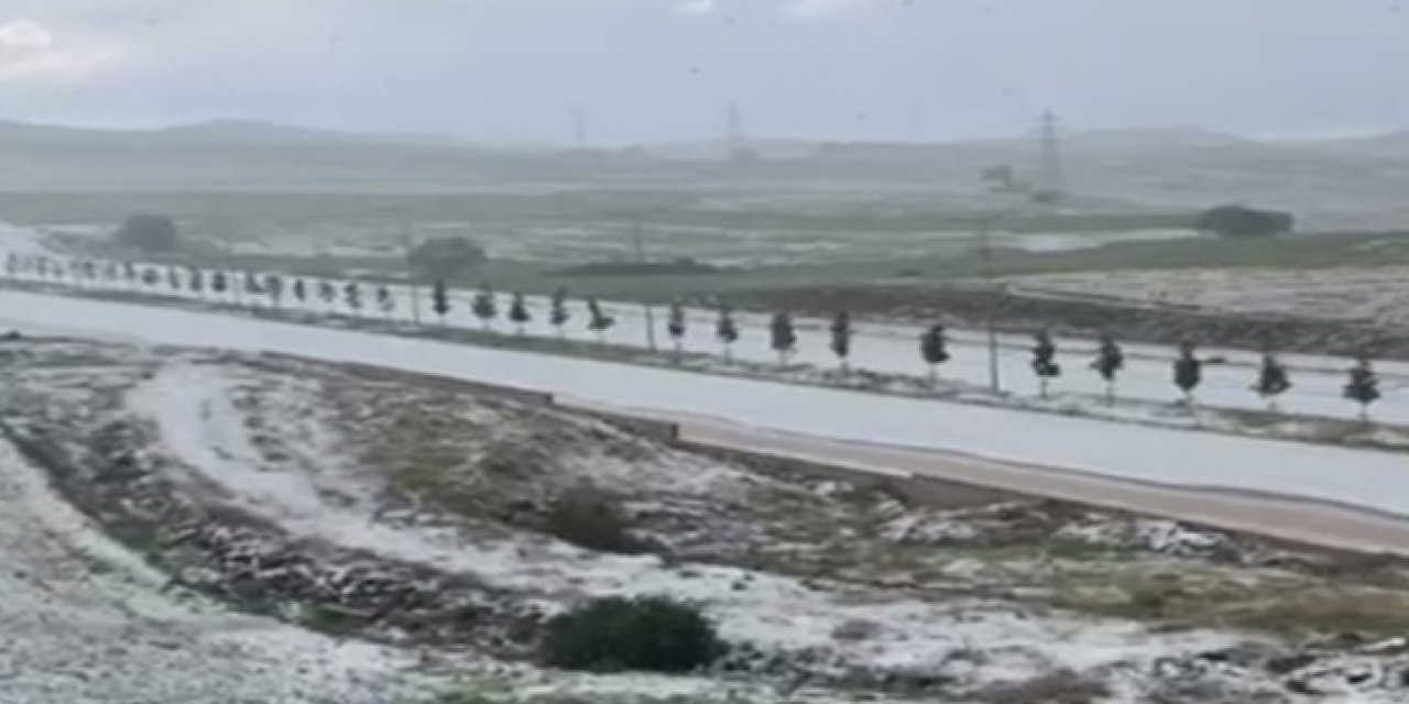 Ankara'da dolu yağışı etkili oldu: Yollar buz tuttu