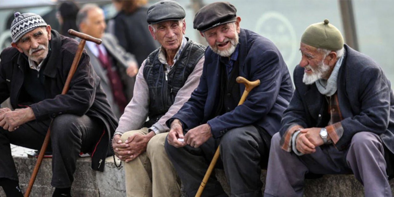 Türkiye'de sigortalı çalışan ve emekli sayısı belli oldu: 4 yılda büyük artış